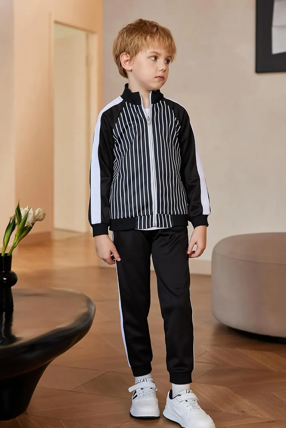 Arshiner Boy's 2 Pieces Full Zip Tracksuits Stylish Sport Jogging Suits Jacket & Pants Sweatsuit Set for 5-13 Years