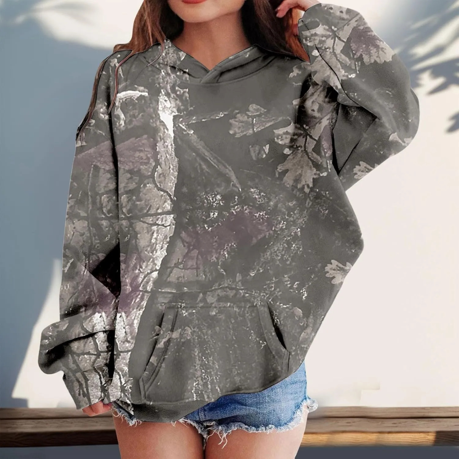 Camo Hoodies for Teen Girls Cute Sweatshirt Maple Leaf Print Oversized Fleece Sweatshirts Pullover Tops with Pocket