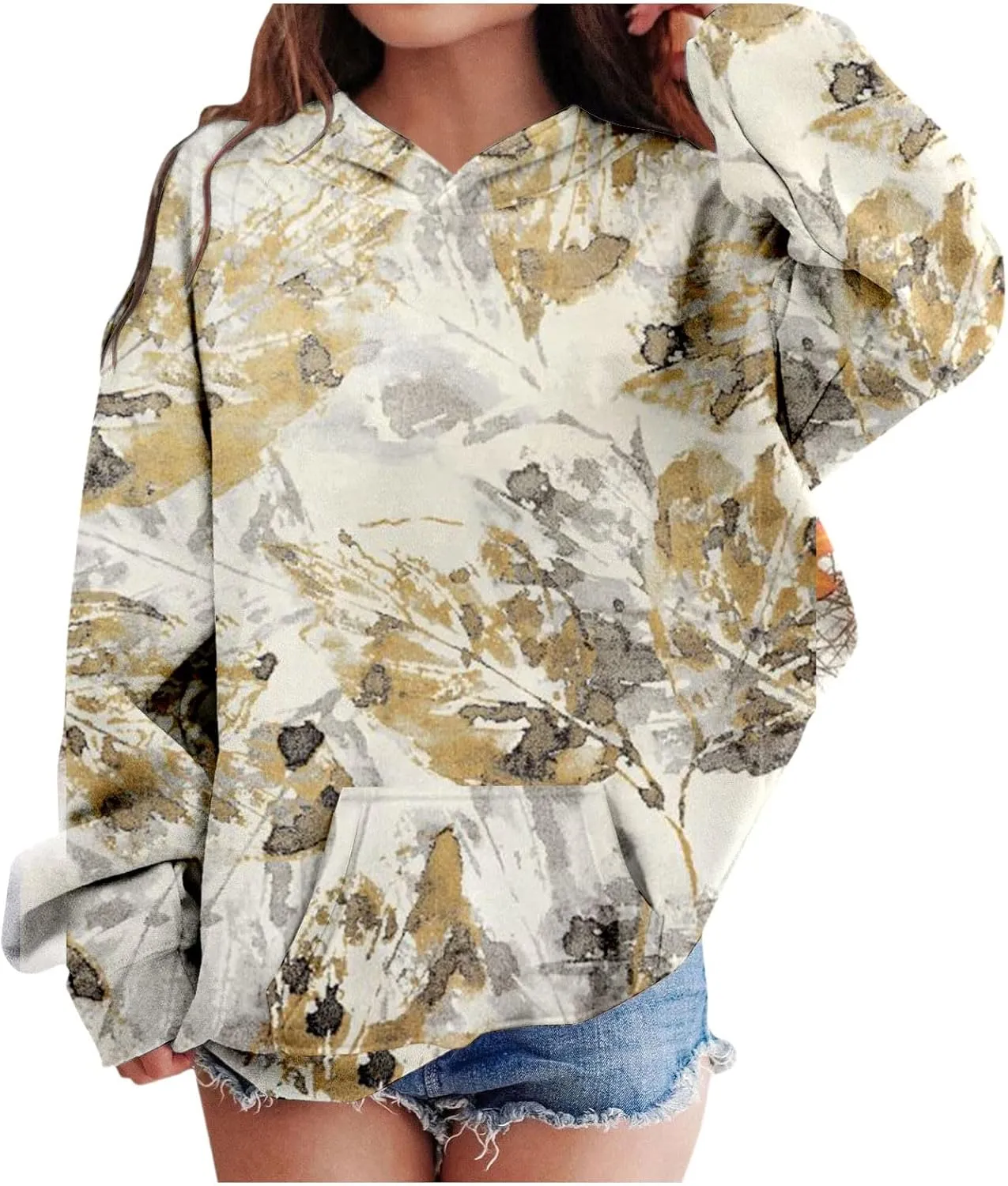 Camo Hoodies for Teen Girls Cute Sweatshirt Maple Leaf Print Oversized Fleece Sweatshirts Pullover Tops with Pocket