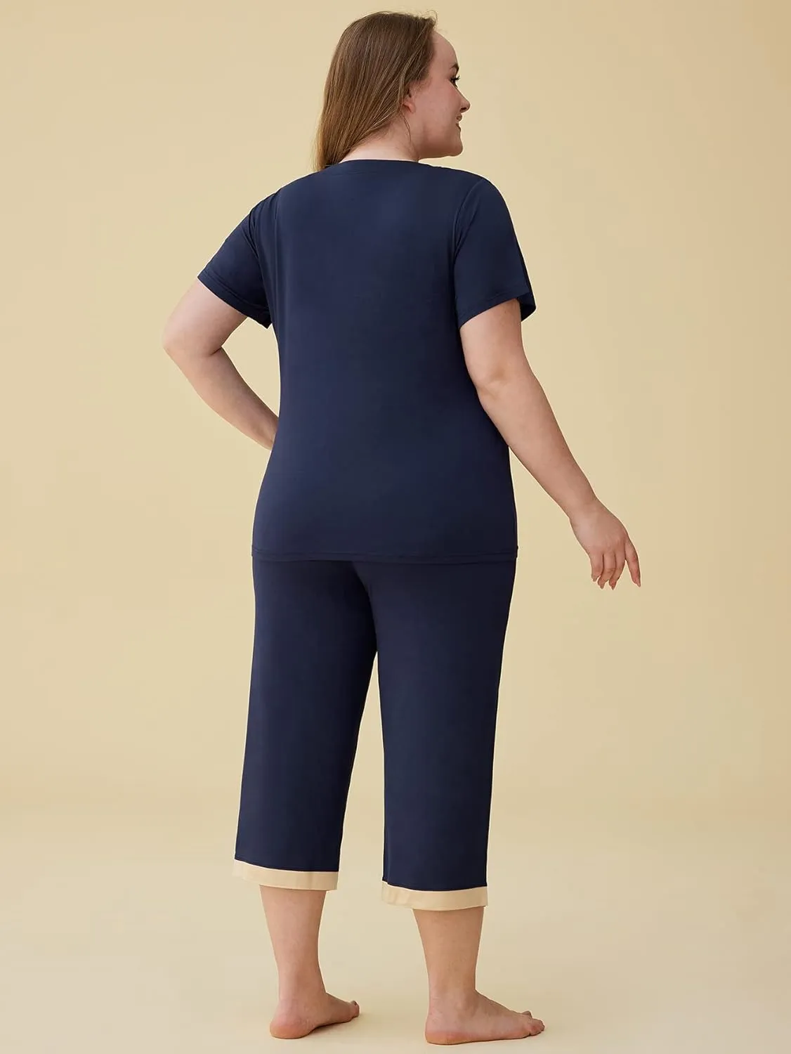 Latuza Women's Sleepwear Tops with Capri Pants Pajama Sets