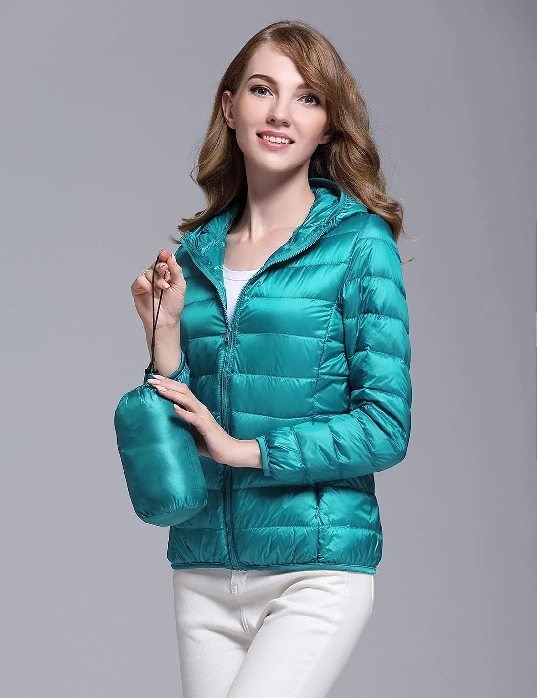 Locachy Women's Ultra Lightweight Packable Full-Zip Short Hoodie Down Jacket