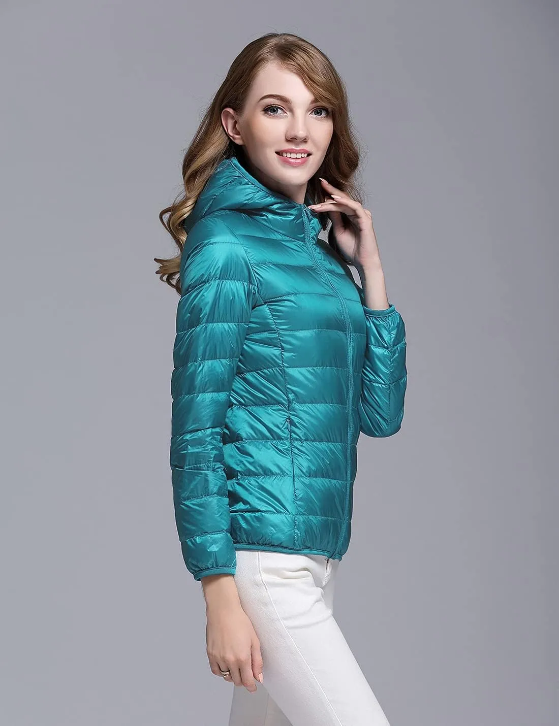 Locachy Women's Ultra Lightweight Packable Full-Zip Short Hoodie Down Jacket