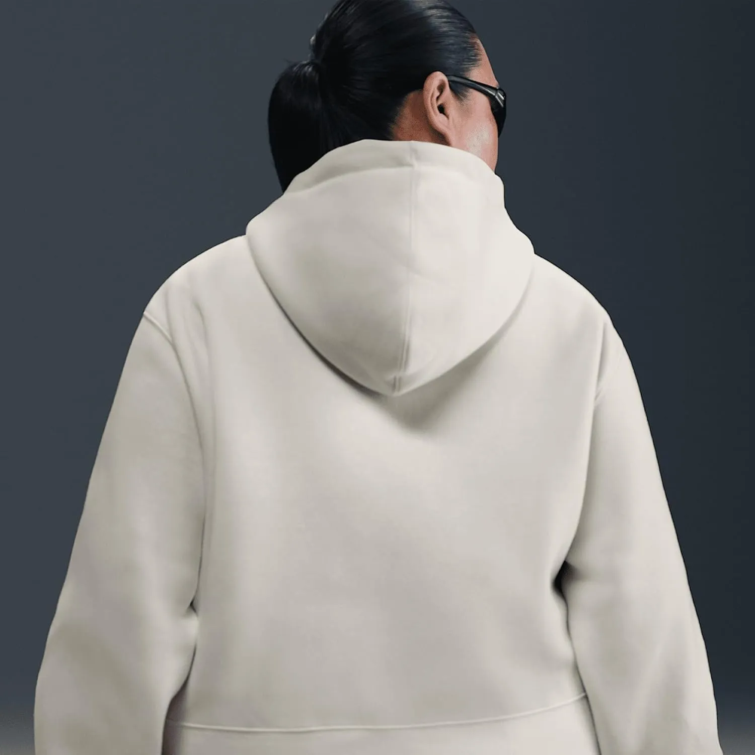 Nike Sportswear Phoenix Fleece Women's Loose Cropped Full-Zip Hoodie (Plus Size) (HJ0942-133, Sail/Black)