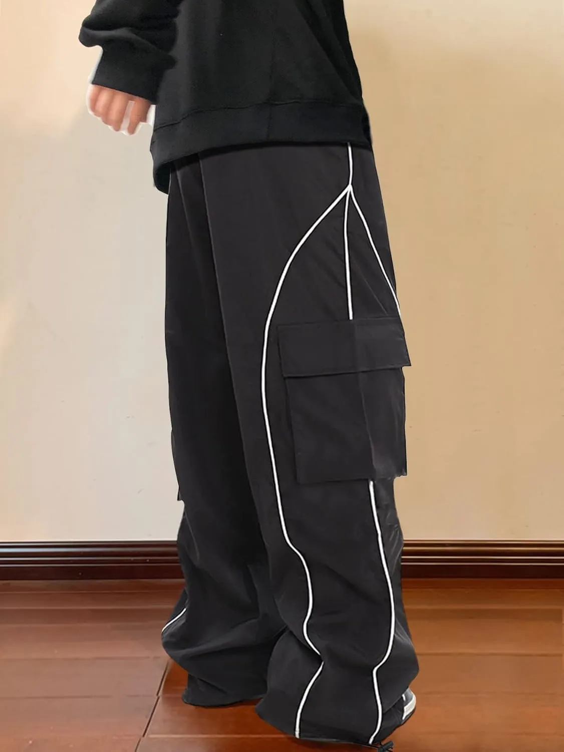 OYOANGLE Men's Cargo Track Pants Drawstring Elastic Waist Flap Pockets Hip Hop Baggy Harem Pants