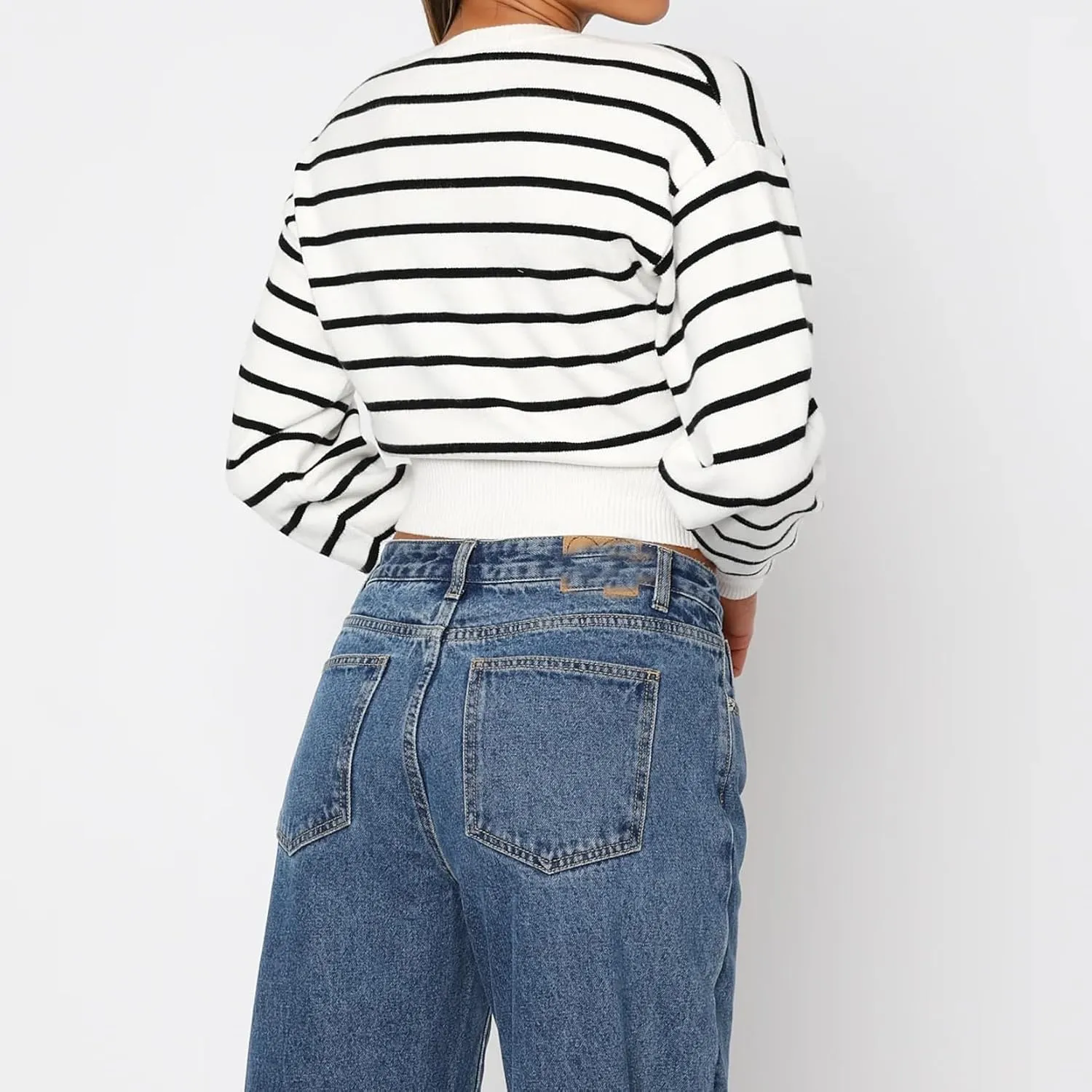 Women Y2k Classic Crop Cardigan Sweater Button Down Long Sleeve Lightweight Knit Basic Shirt Fall Cardigan Tops