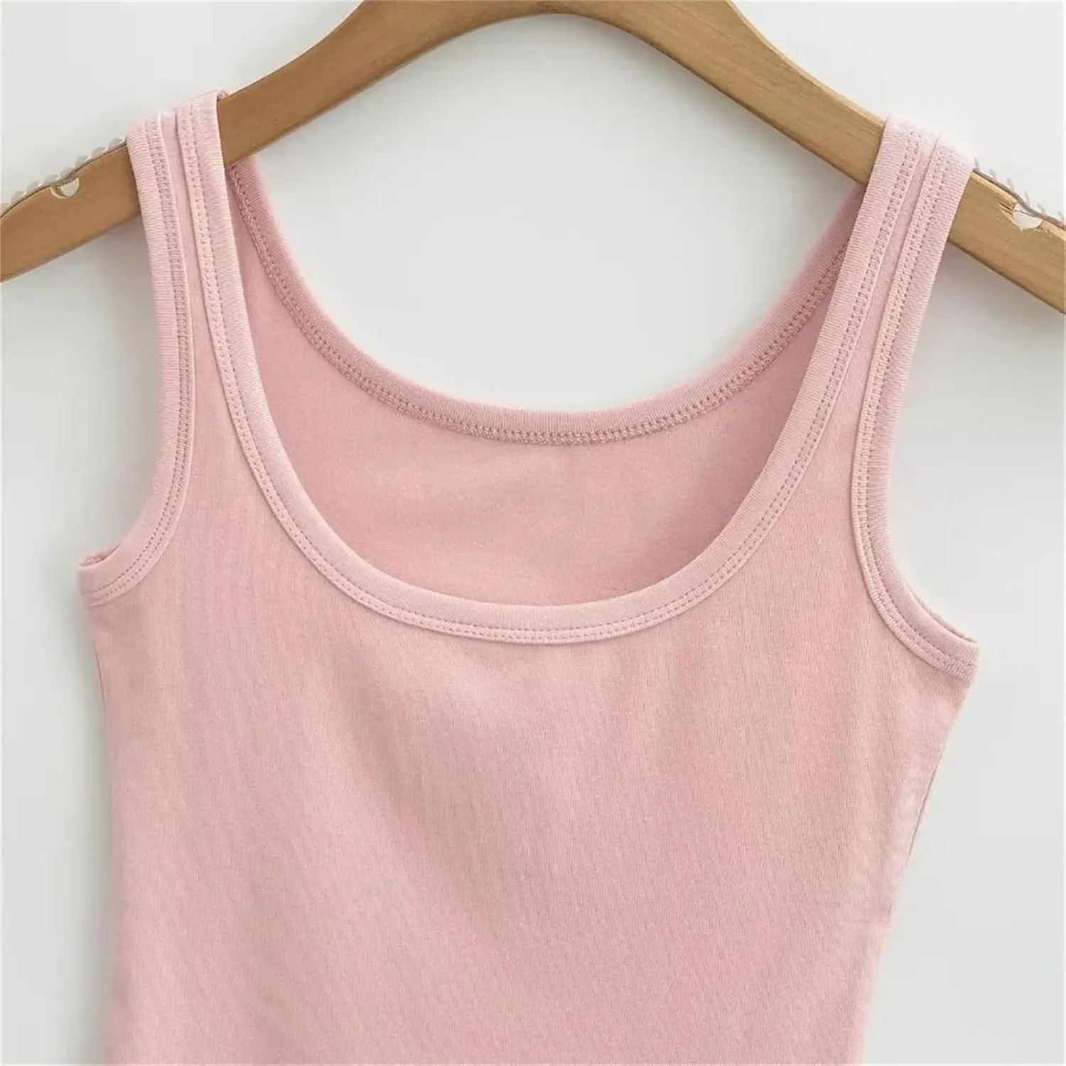 Women's Round Neck Sleeveless Camisole Solid Color Casual Slim Fit Lightweight Summer Tank Top