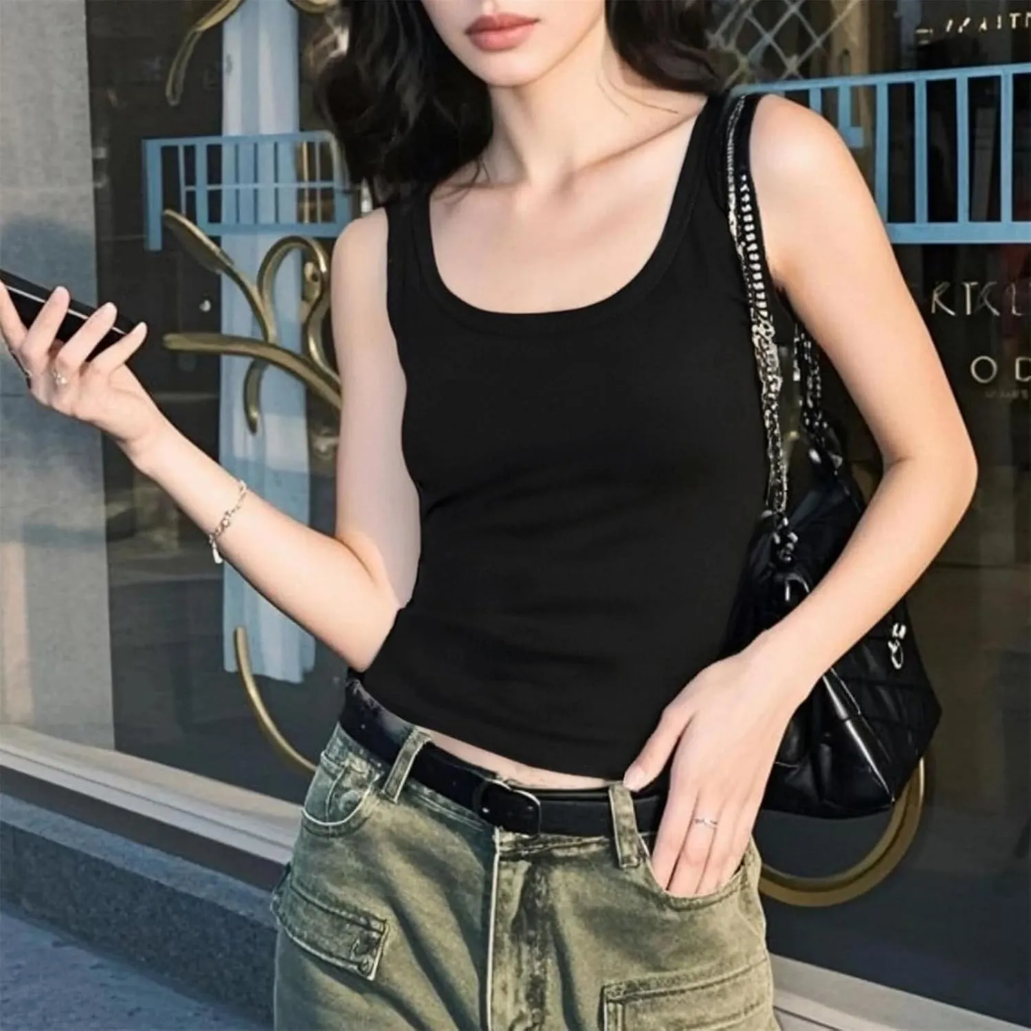 Women's Round Neck Sleeveless Camisole Solid Color Casual Slim Fit Lightweight Summer Tank Top