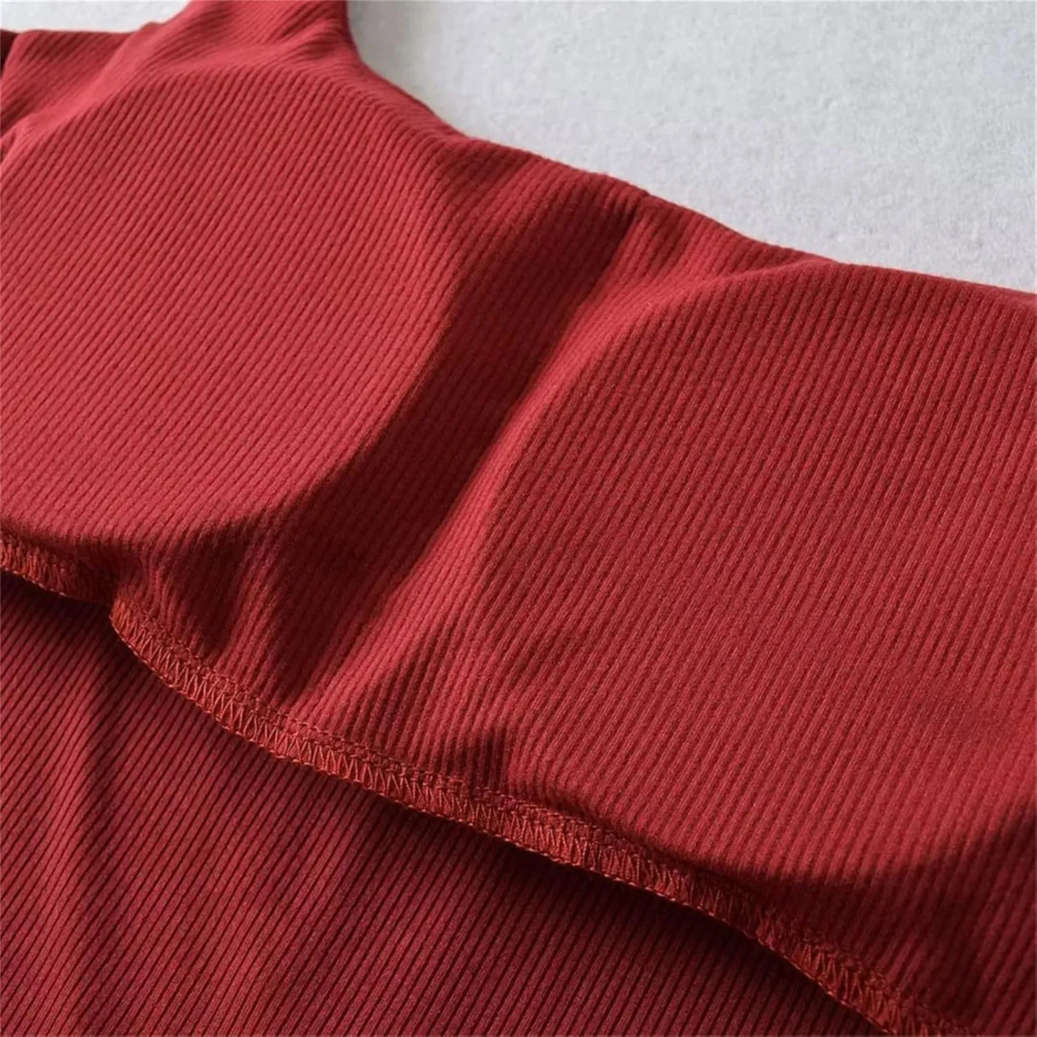 Women's Square Neck Spaghetti Strap Camisole Backless Lace Built-in Chest Pad Ribbed Tank Top