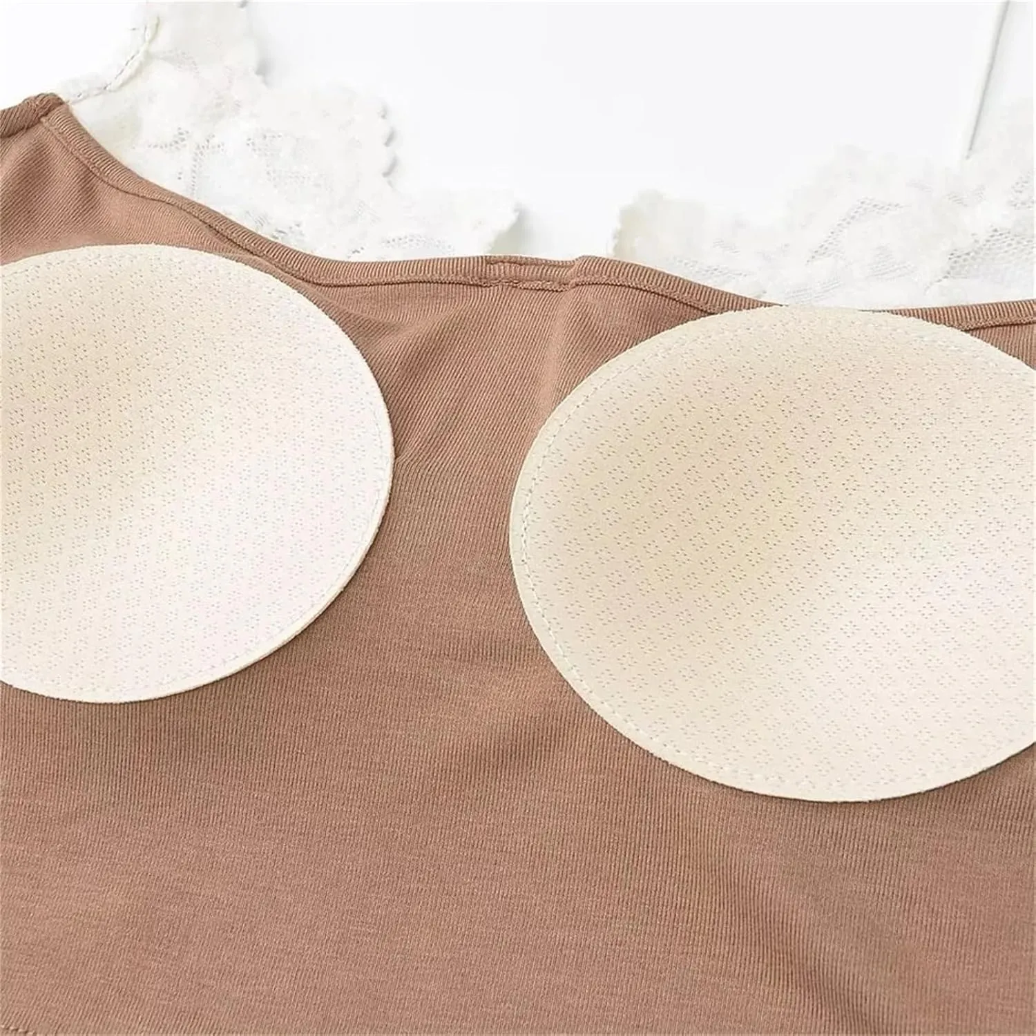 Women's V-Neck Lace Camisole Floral Applique Adjustable Straps Built-in Chest Pad Tank Top