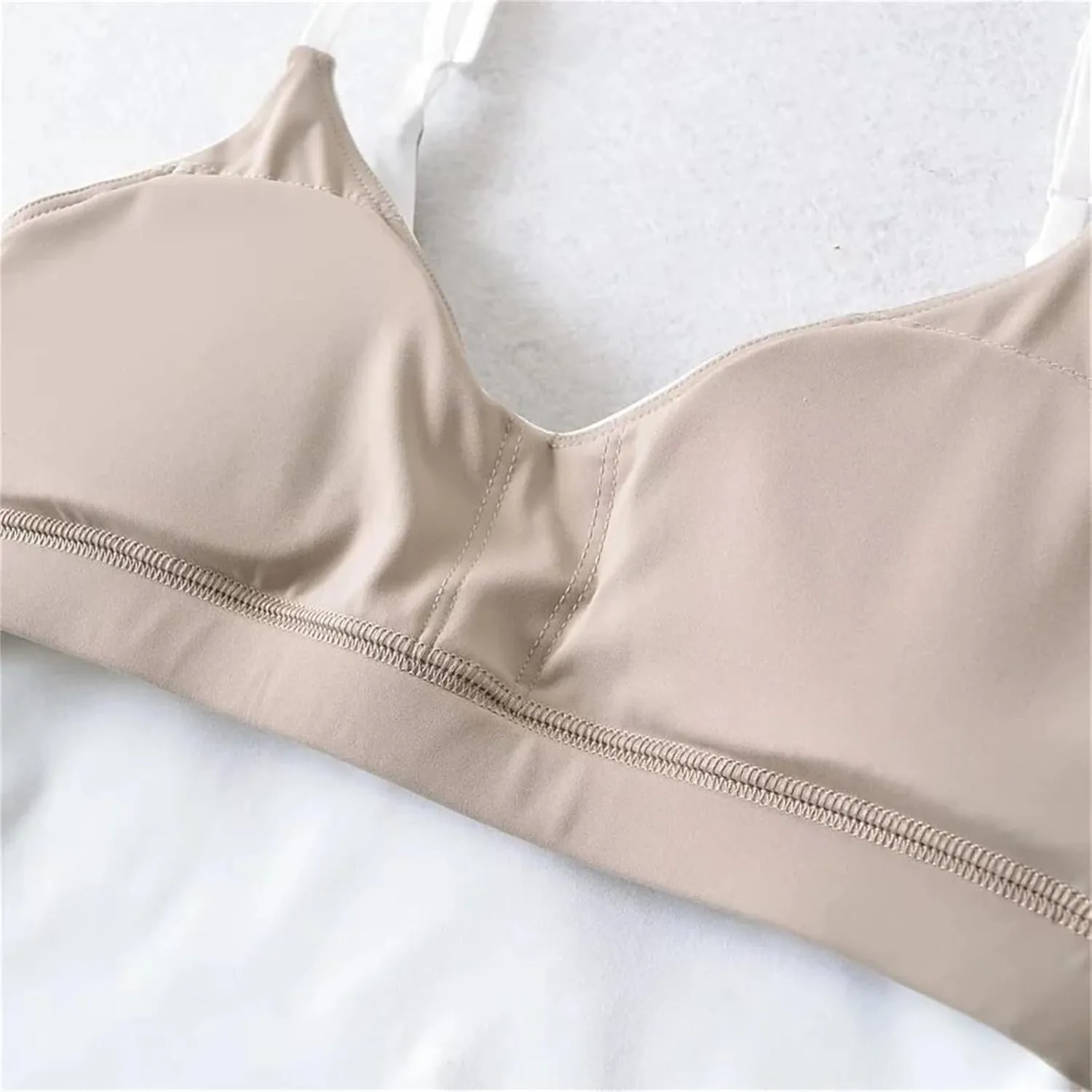 Women's V-Neck Spaghetti Strap Camisole Top Adjustable Straps Built-in Chest Pad Casual Tank Top