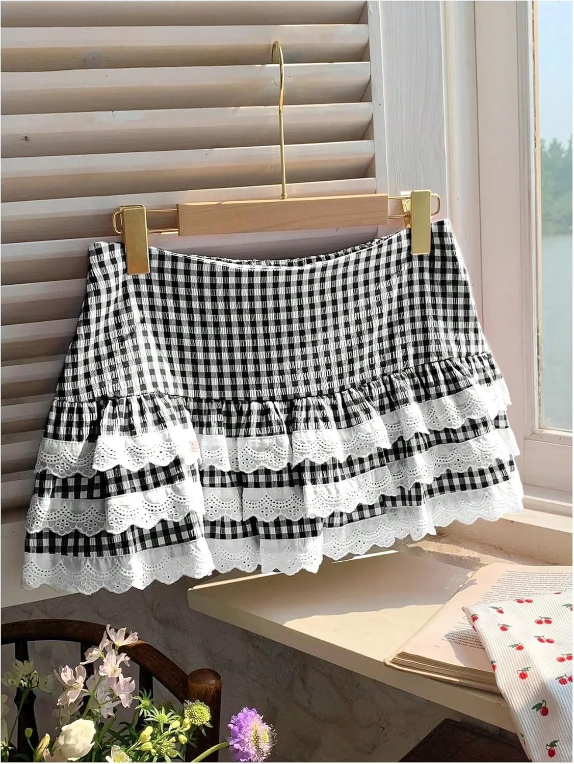Women's Y2K Gingham Skirt with Ruffle Hem, Zipper, High Waisted, Flared A Line Mini Skirt with Layered Lace Trim