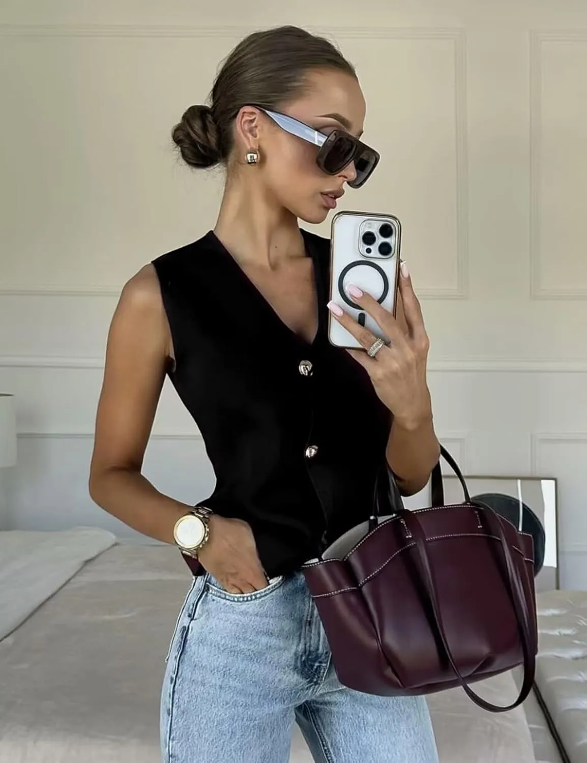 Wyeysyt Womens Vest Top Cropped Sleeveless Knit Vest Gold Button Down V Neck Vest Casual Plain Summer Waistcoat Cardigan